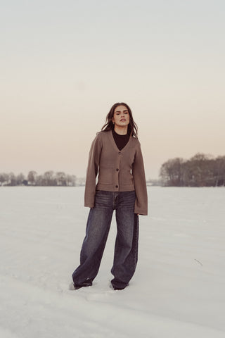 Cardigan getailleerd met zakken taupe - Elsa