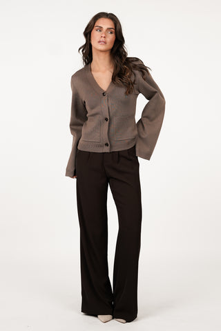 Cardigan getailleerd met zakken taupe - Elsa