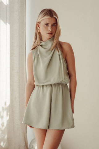 Playsuit satijn met halter model groen - Trix