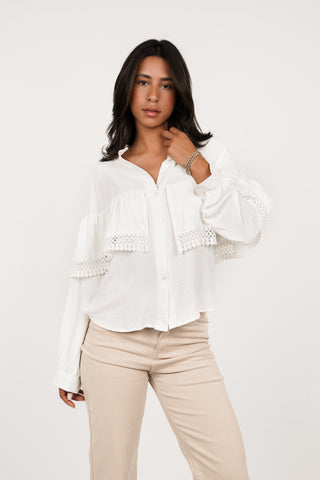 Oversized blouse met ruffles wit - Cecile