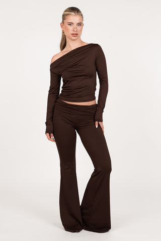 Stretch top met lange mouw bruin - Carry