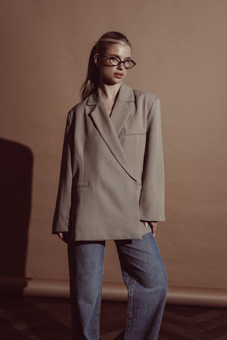 Oversized blazer asymmetrisch taupe  - Clara