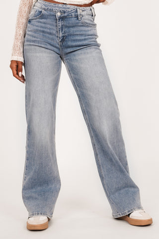 Straight leg jeans met schuine knoop blauw - Mavy
