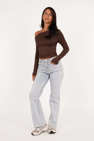 Stretch top met lange mouw bruin - Carry