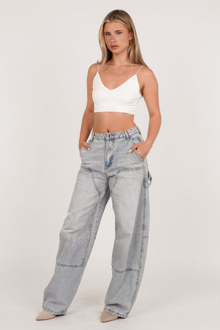 Crop top met v-hals en spaghetti bandjes wit - Lottie