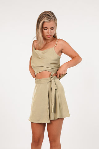 Asymmetrische top olijf groen - Jona