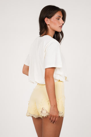 High waisted short met kant geel - Joyce