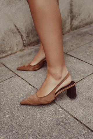 Slingback pumps met blokhak camel - Cato