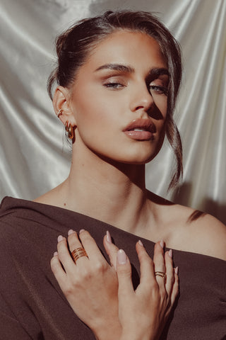 Ovale oorhangers goud - Nikky