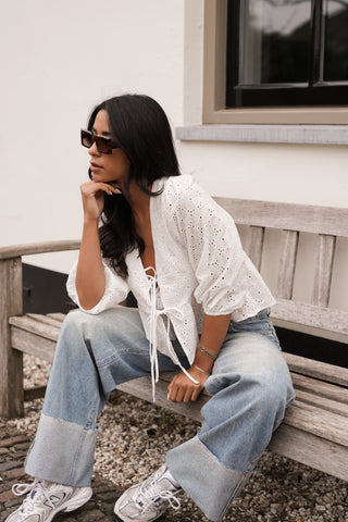 Broderie blouse met strikjes wit - Kirsty