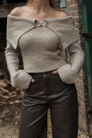 Off shoulder top met buckle taupe - Lotus