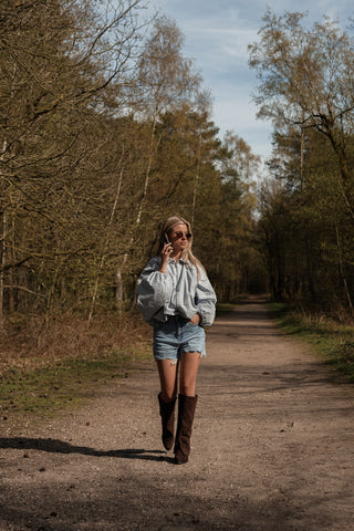 Denim short destroyed relaxed fit blauw - Mascha