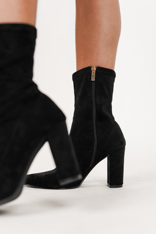 Enkellaars suede met hak zwart - Hazel