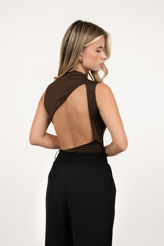 High neck body met open rug bruin - Lente