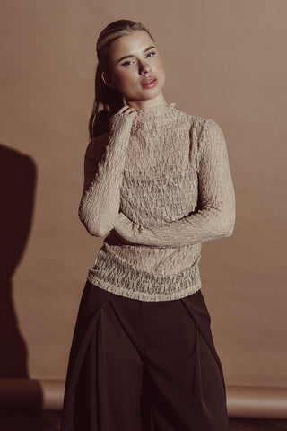 Kanten top met lange mouwen taupe - Minou