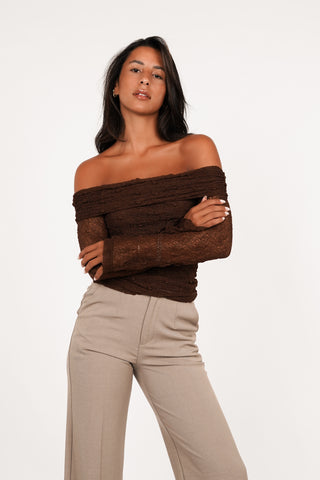 Kanten top off shoulder donker bruin - Nanny