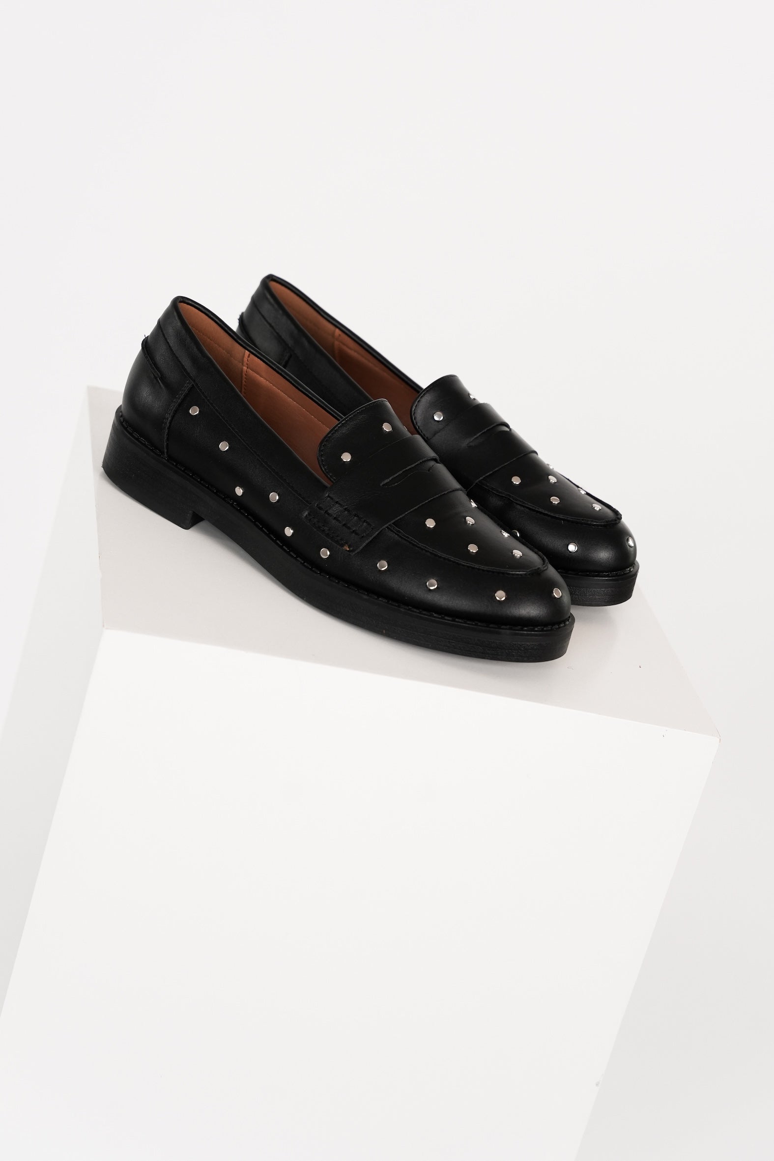 Loafers zwart met studs Lilia - Main Image