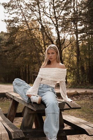 Off shoulder top met kant creme - Aimee