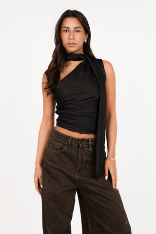 One shoulder top met omslag detail zwart - Veerle