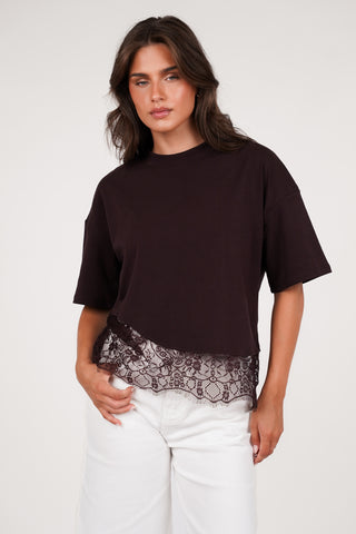 Oversized t-shirt met kanten onderzijde bruin  - Elvia