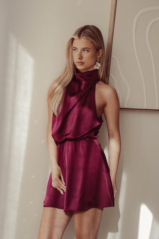 Playsuit satijn met halter model bordeaux - Trix