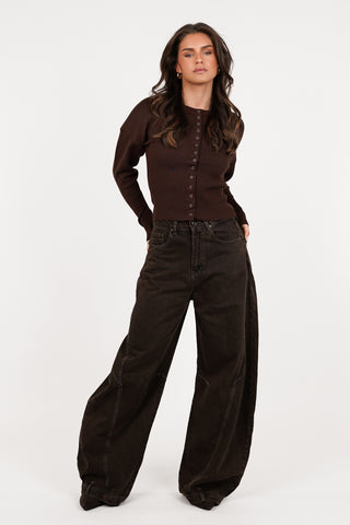 Stretch top met drukknoopjes bruin - Florine