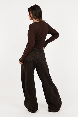 Stretch top met drukknoopjes bruin - Florine