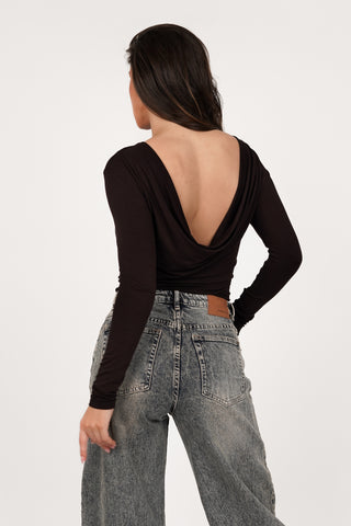 Stretch top met open rug donker bruin - Myrthe