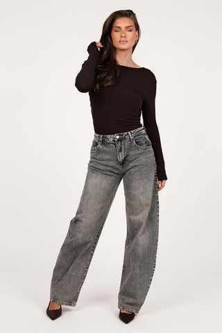 Stretch top met open rug donker bruin - Myrthe