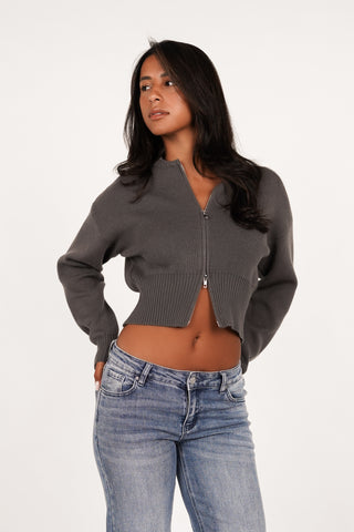 Cropped vest met rits donker grijs - Maggie