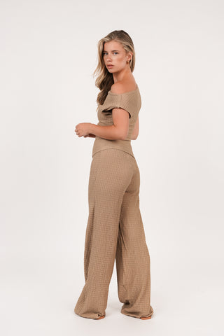 Wijde broek dames met structuur camel - Elvira
