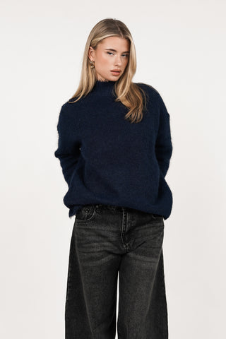 Wollen trui donker blauw - Fien