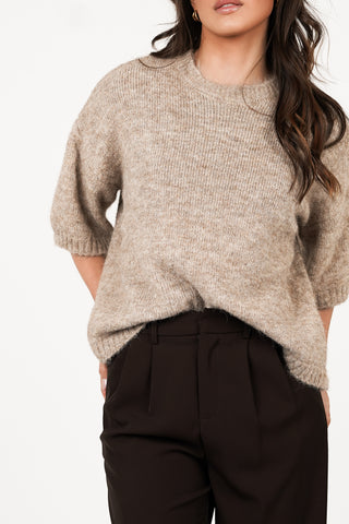 Zachte trui met korte mouw taupe - Annelou