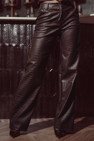 Straight broek leatherlook croco print bruin - Rory